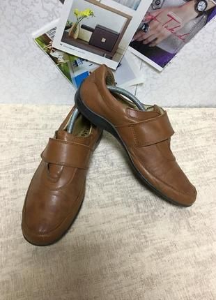 Фирменные туфли мокасины 42р натуральная кожа