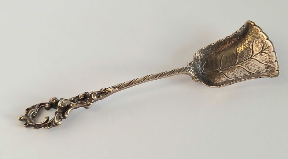 Łyżeczka, szufelka do cukru, srebro 800, pocz. XX w.