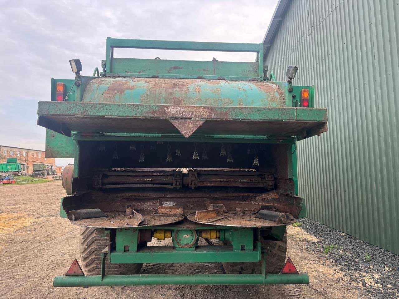 Розкидач Tebbe HS 120