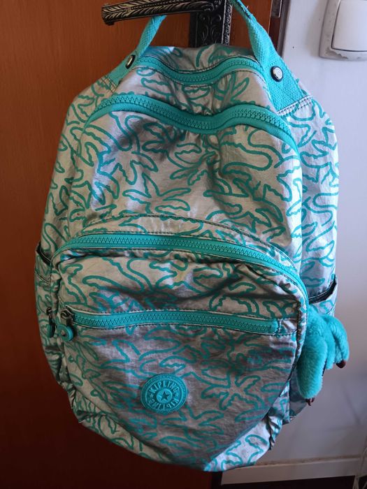 Mochila escolar Kippling Metalic Palm para portátil 15''