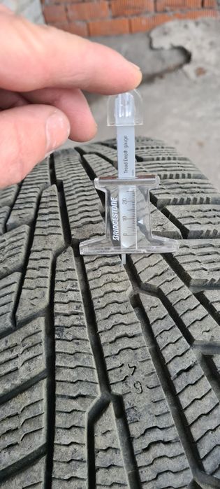 Зима 205/55/16 Nokian 2шт.