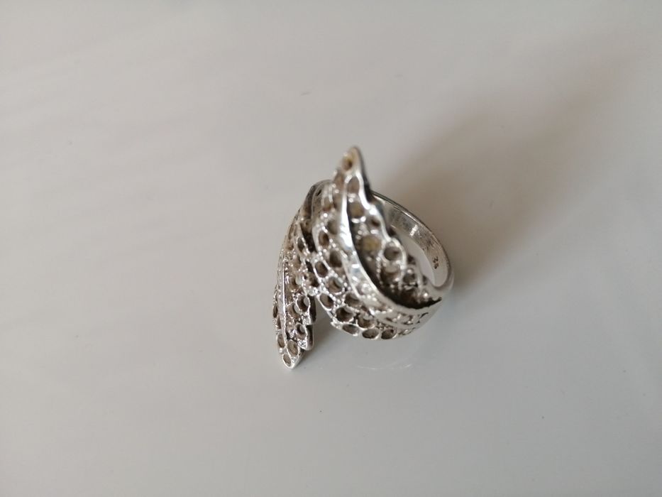 Pierścionek srebrny