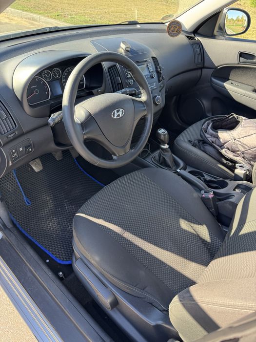 Hyundai i30 2010 року універсал 1.4 газ бензин