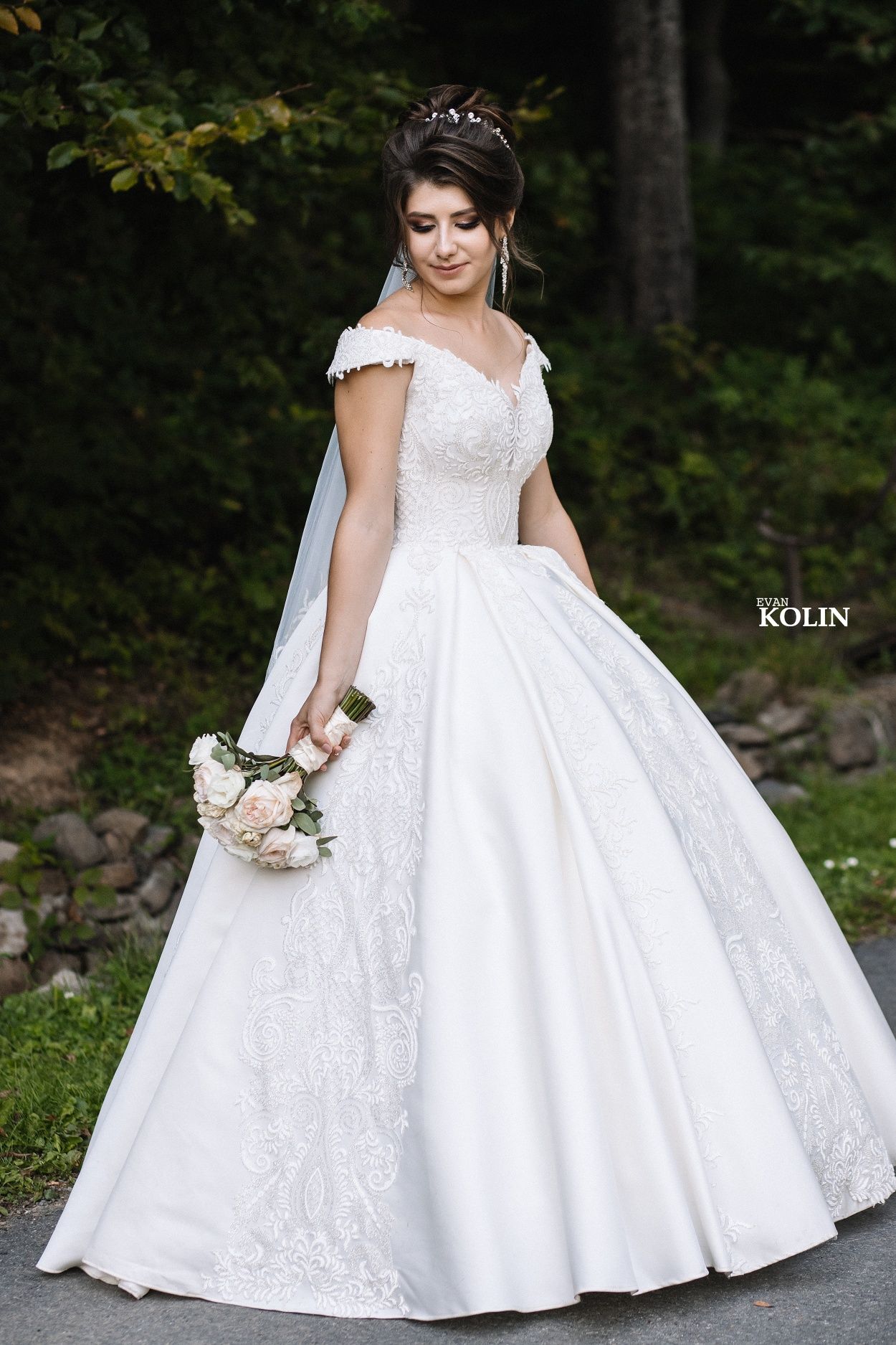 Весільна сукня, свадебное платья (плаття)