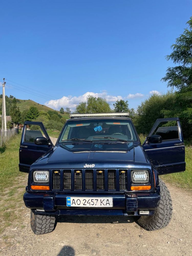 Jeep cherokee xj 2.5 turbo diesel 1997 IRONMAN