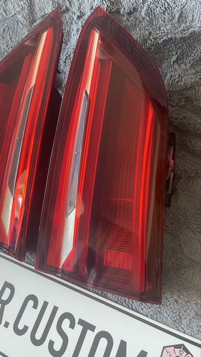 Фонари LED внутренние в крышку багажника BMW X1 F48