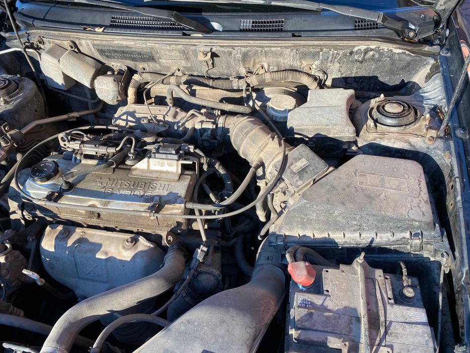 автомобіль MITSUBISHI CARISMA 2003 рік