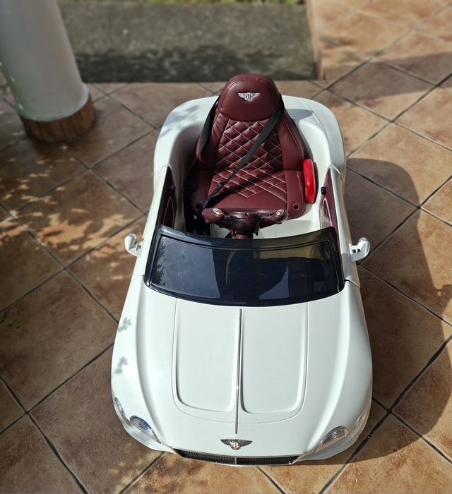 Samochód dziecięcy Bentley EXp12