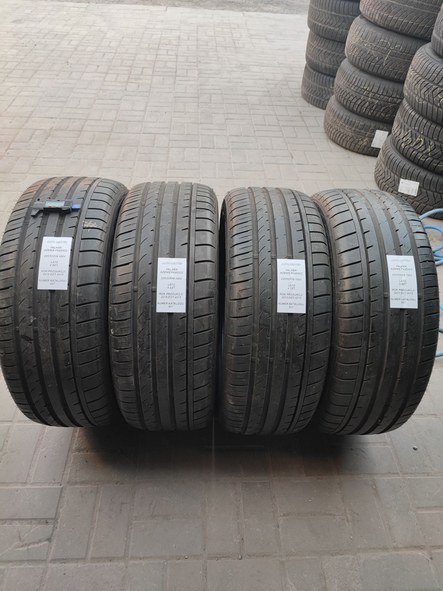Opony letnie 235/55R18 100V Falken Azenis FK453CC | Komplet