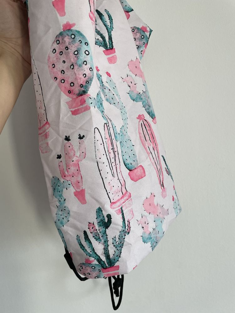 Worek materiałowy na sznurkach we wzory pastelowy