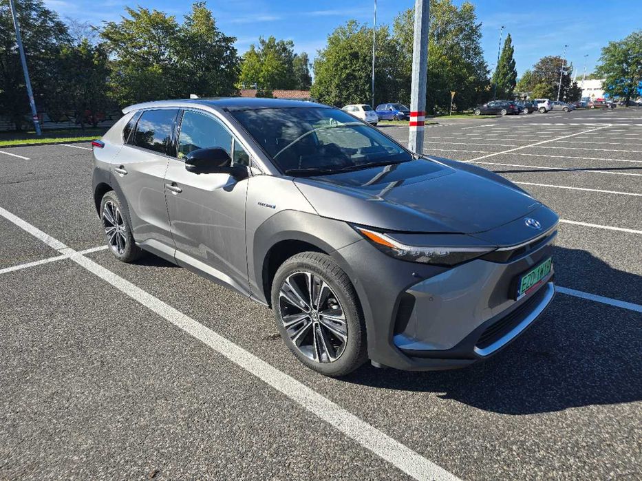Cesja Leasingu - Toyota bZ4X 71.4kWh 4x4 Premiere Edition