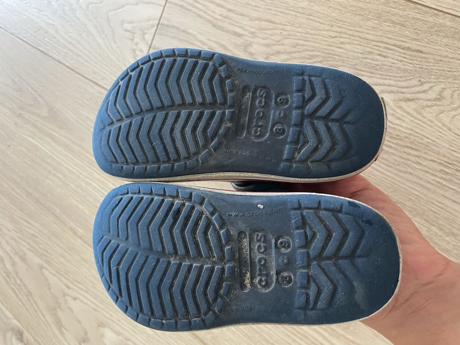 Croscsy crocs dla chlopca granatowe c8 9