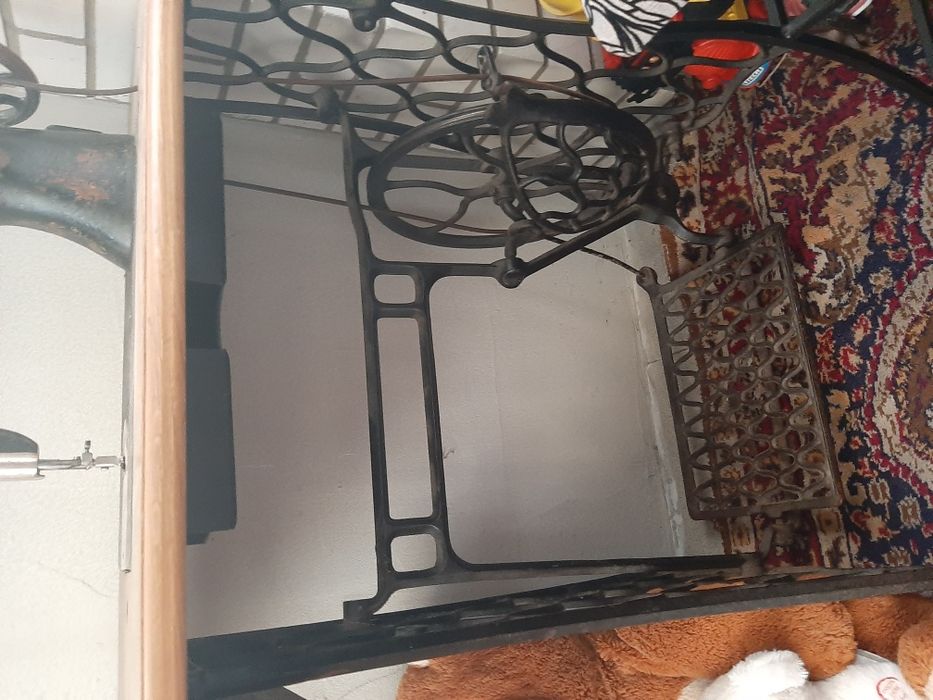 Швейна машина .Singer