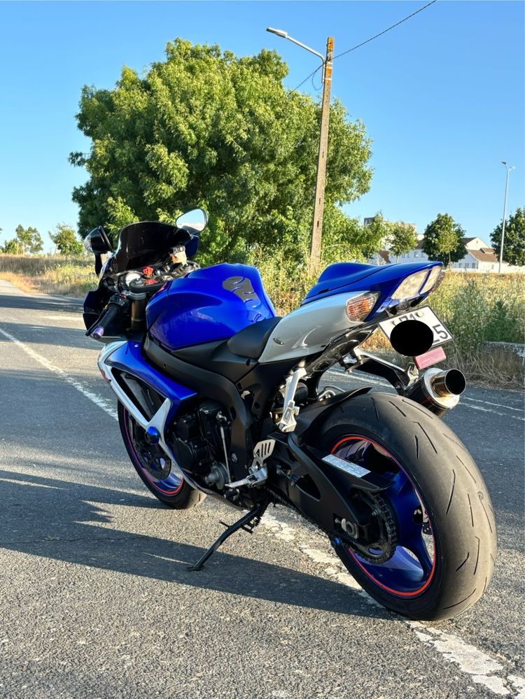 Suzuki GSXR 600 K6
