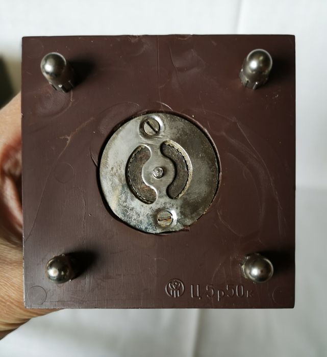 Мельница ручная СССР. Антиквариат. Млинок для перців. Перцемолка.