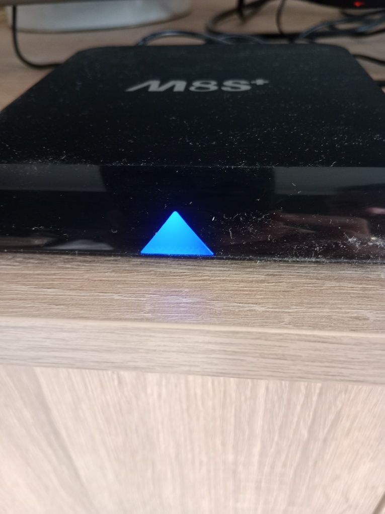 Android TV box M8S+