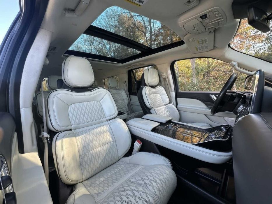 Lincoln Navigator Black Label      2018