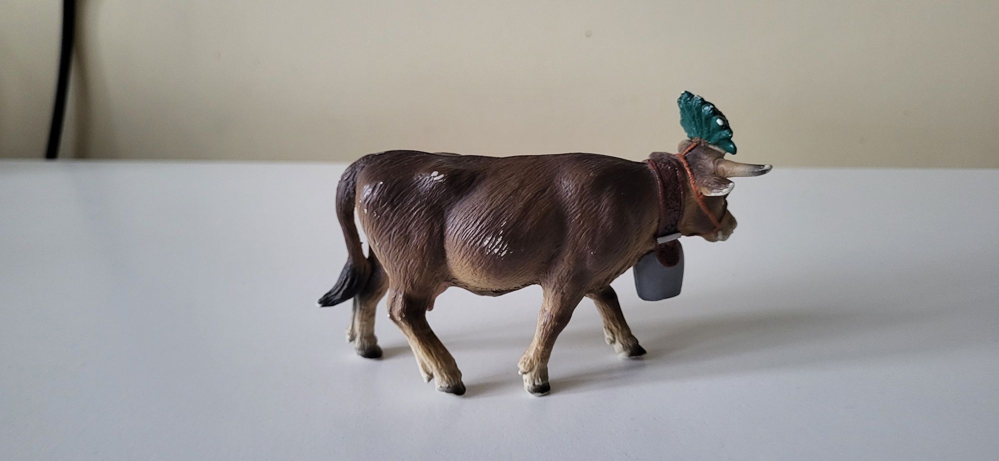 Bullyland krowa alpejska Darina figurka model wycofany