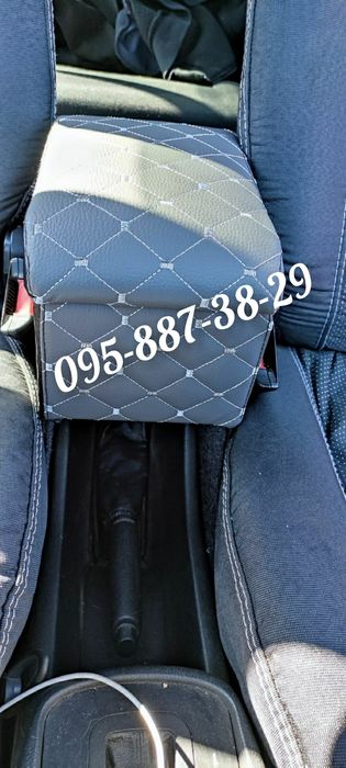Подлокотник Опель Зафира А Opel Zafira A 1999-2005  строчка всех цвето