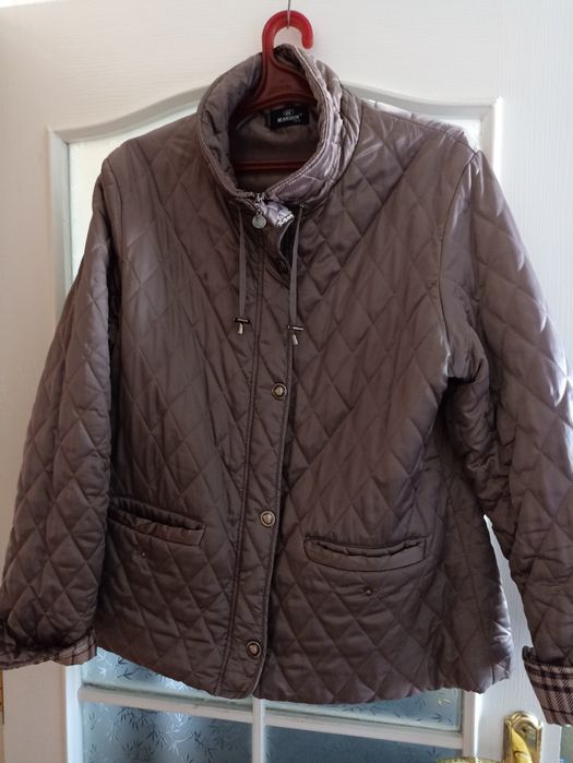 Женская курточка/ Италия