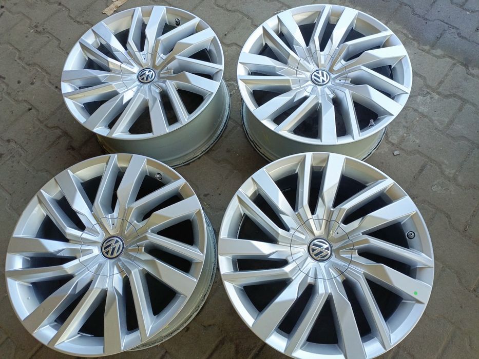 Felgi aluminiowe VW volkswagen et28 5x112 8jx19 Touareg