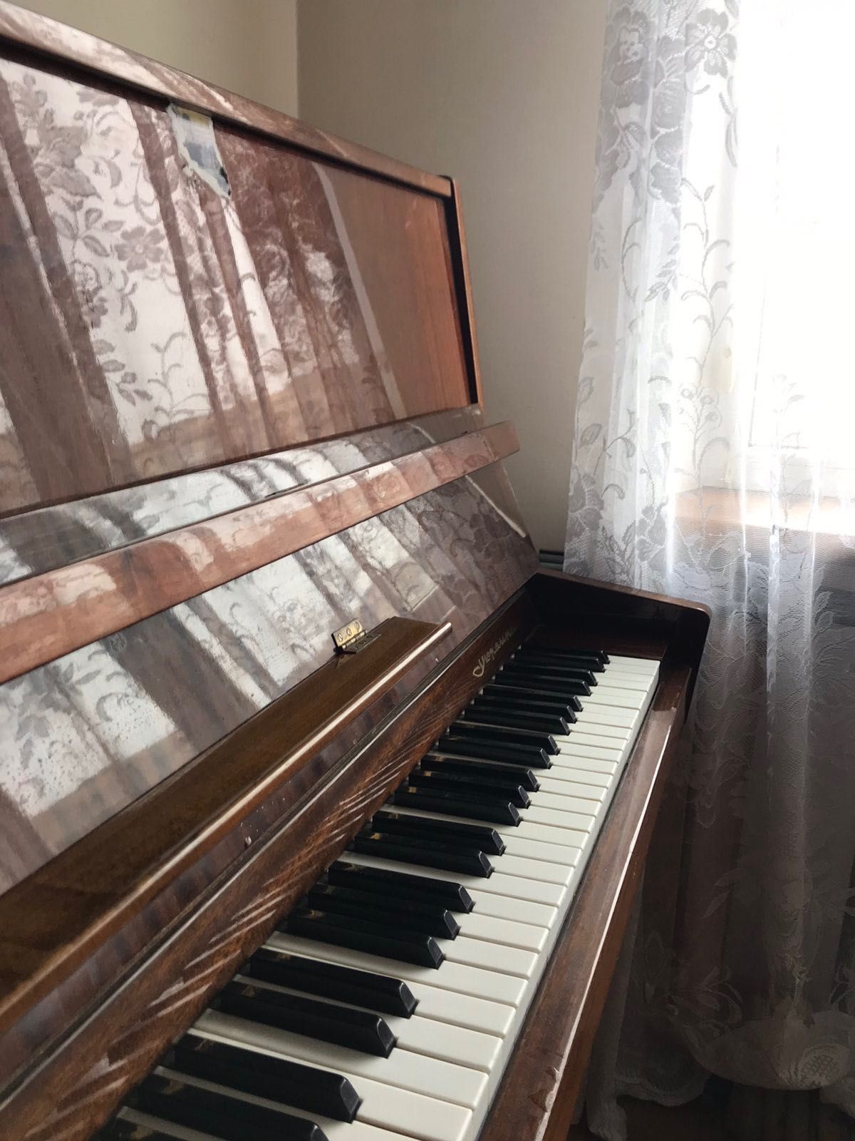 Пианино Украина в хорошем состоянии