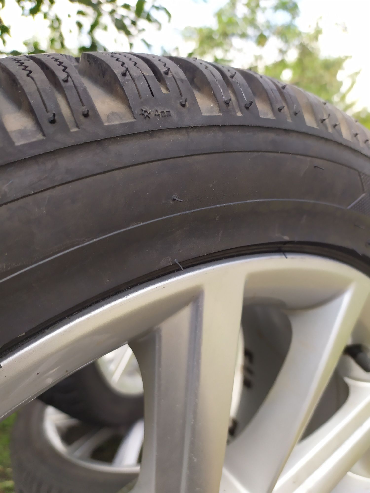 Зимние шины Lassa Snoways 4 225/45 R17 94V XL