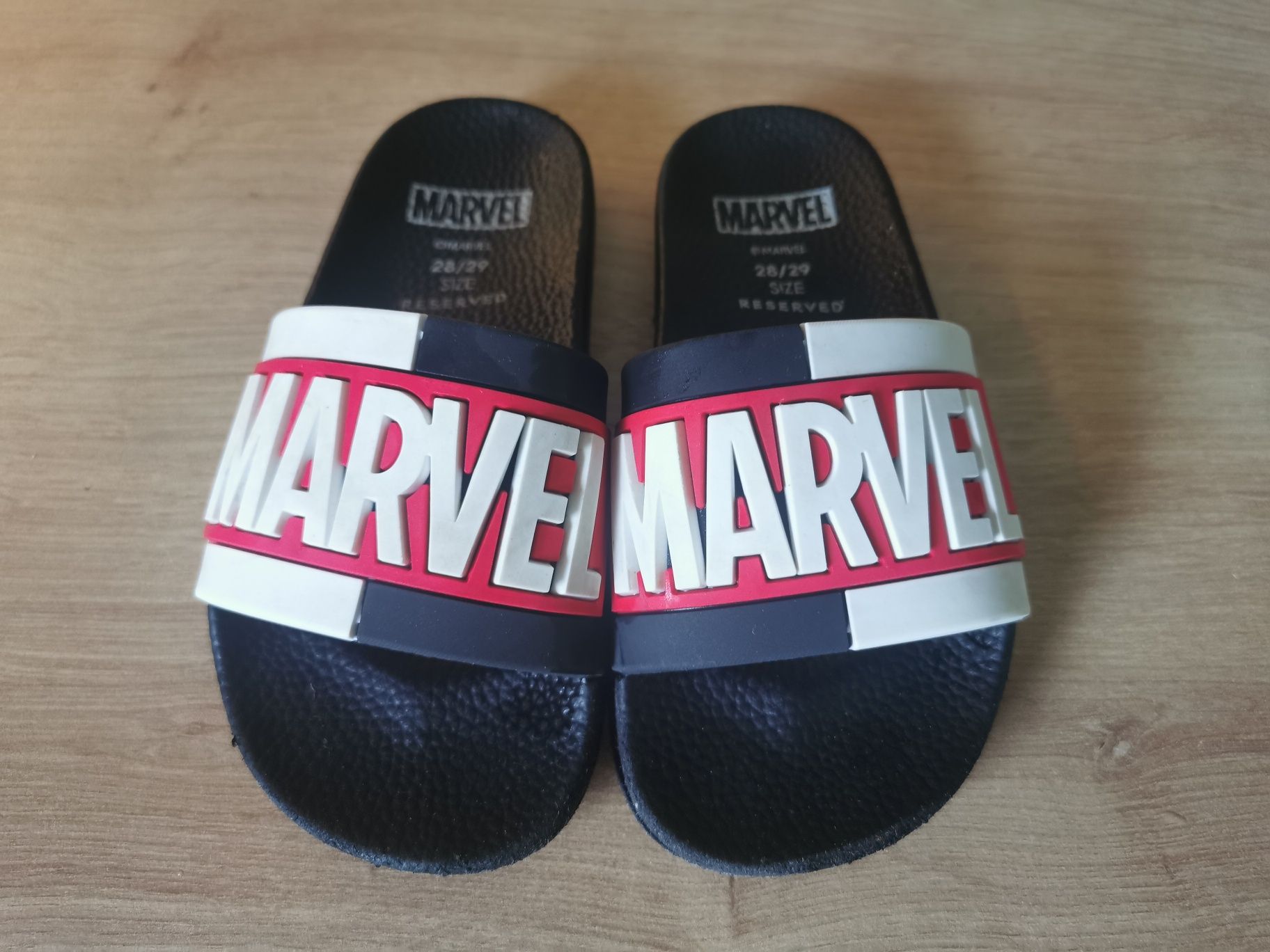 Klapki basenowe Marvel Spider-Man Reserved r. 28/29