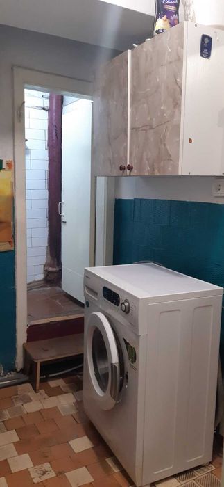 Продається кімната р-н 700 річчя