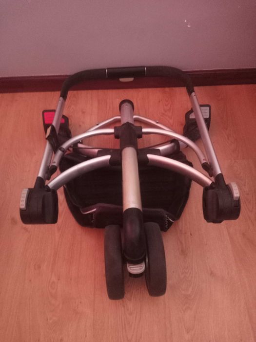 Carrinho de bebé da marca Quinny, do modelo Buzz. Baixa de preço!!!