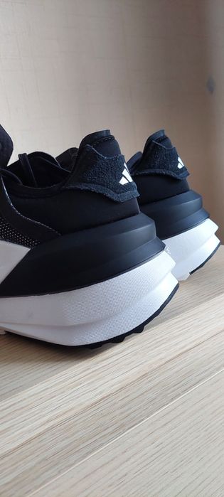 Adidas Avryn_X кросівки кроссовки. 9US, нові