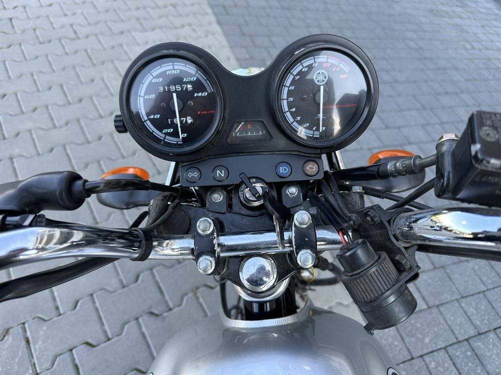 Motocykl Yamaha YBR 125