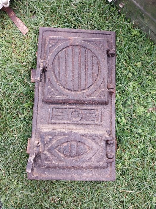 Чугунна дверка для кухні