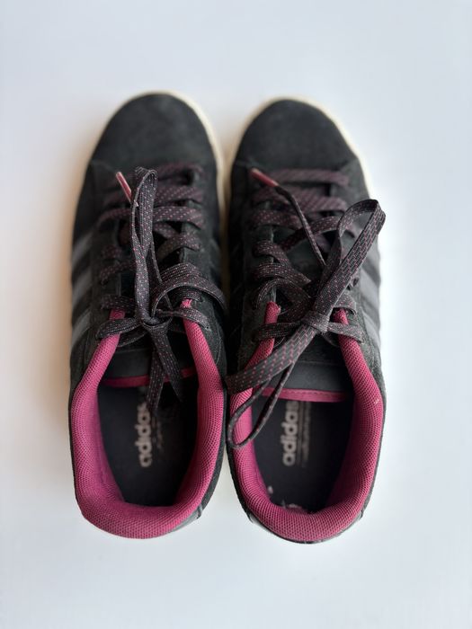 Buty sneakersy Adidas neo zamszowe