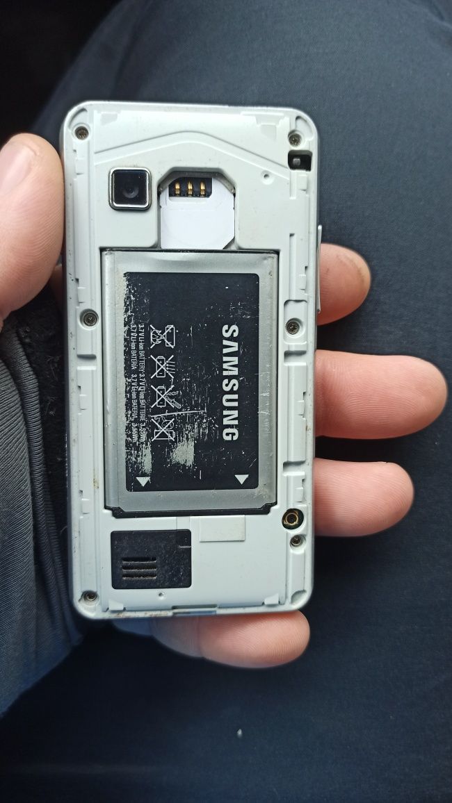 Телефон Samsung S5260