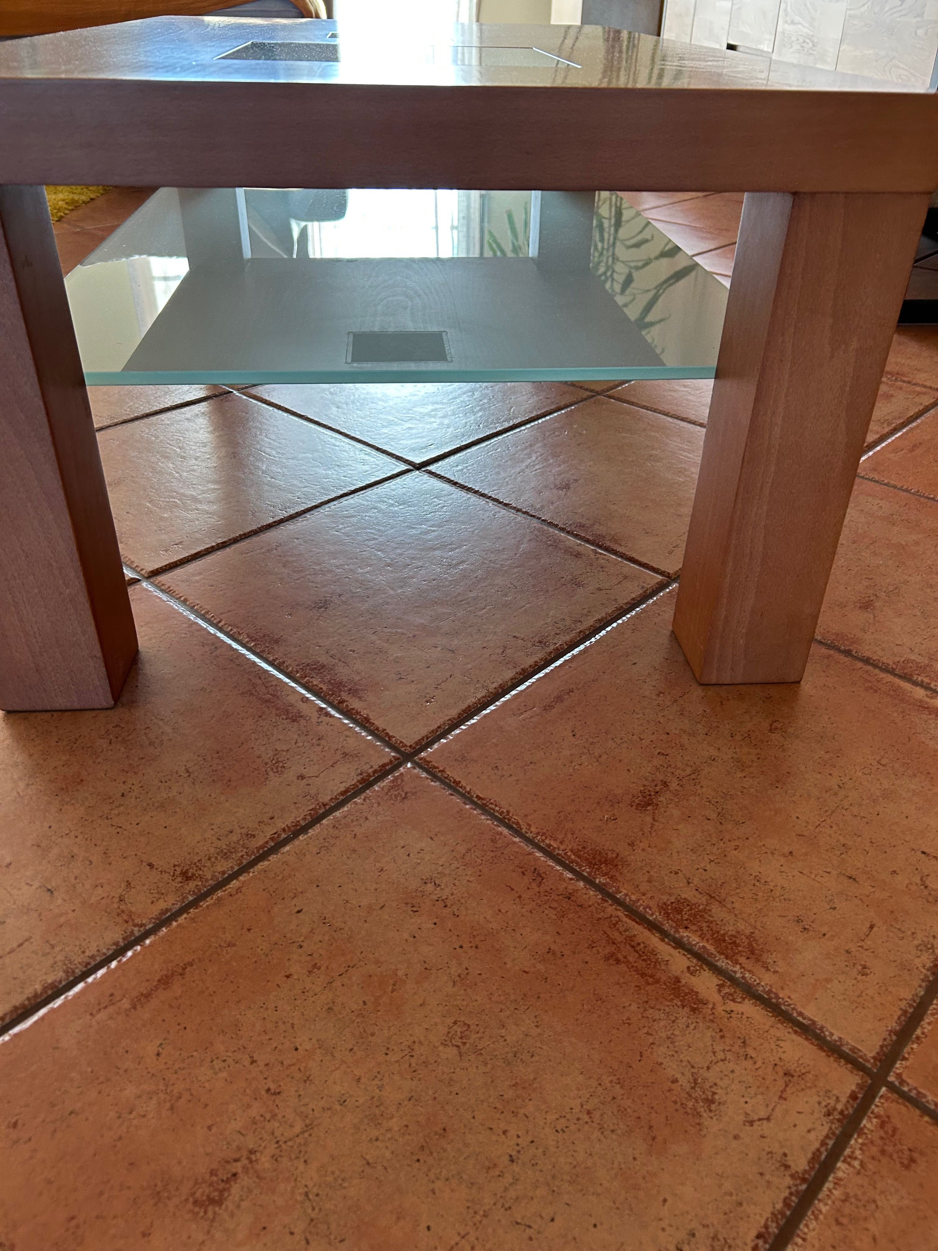 Mesa de centro em faia e vidro