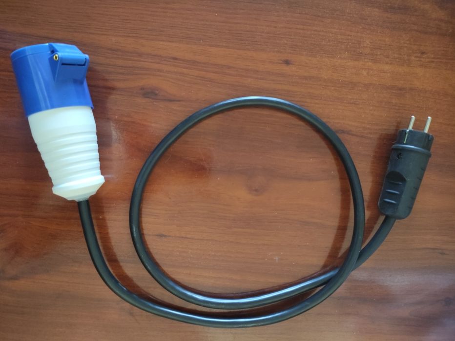 Adaptador macho shucko p/ ficha CEE fêmea 32A