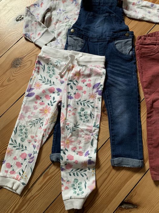 Paka ubran dla dziewczynki