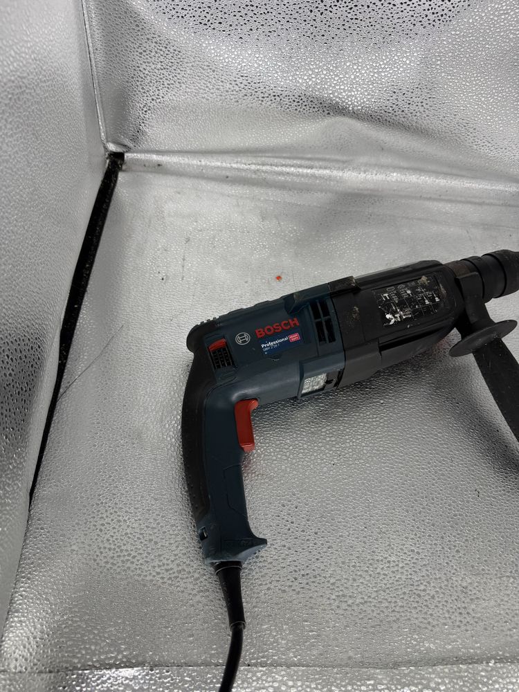 Перфоратор Bosch GBH 2-28 F Professional отбойник дрель