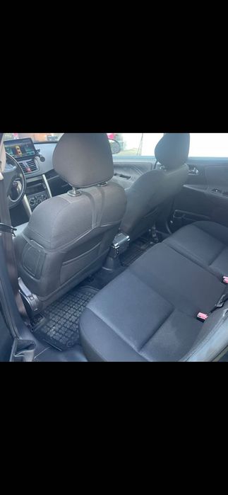 Sprzedam w idealnym stanie. Jeździła nim kobieta do pracy i z powrotem