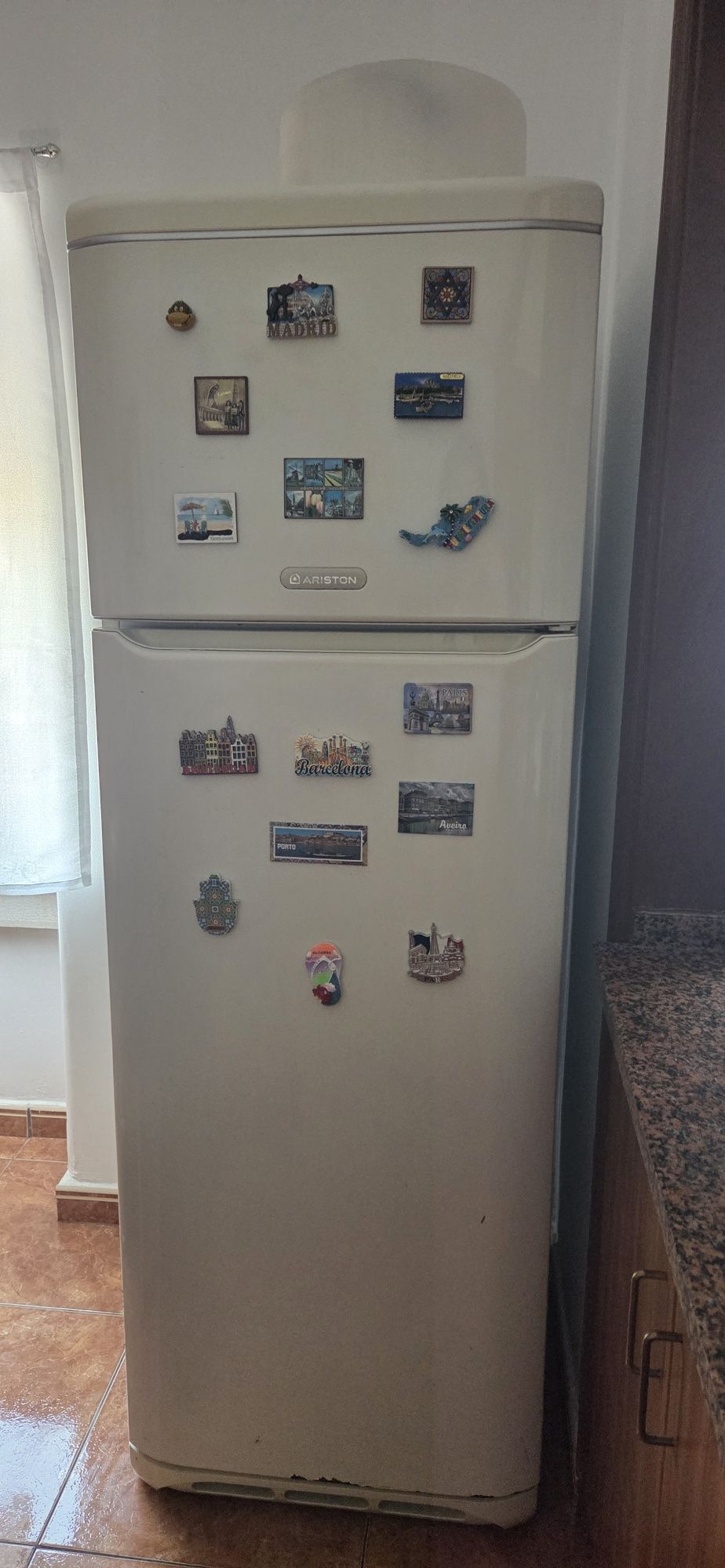 Frigorífico com 2 portas