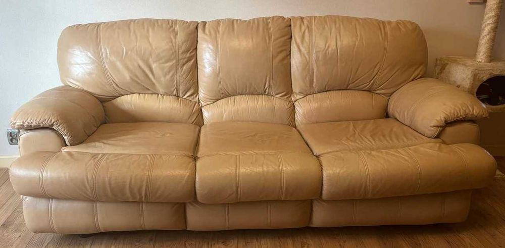 Kanapa rozkładana + fotel rozkładany, skóra beżowa