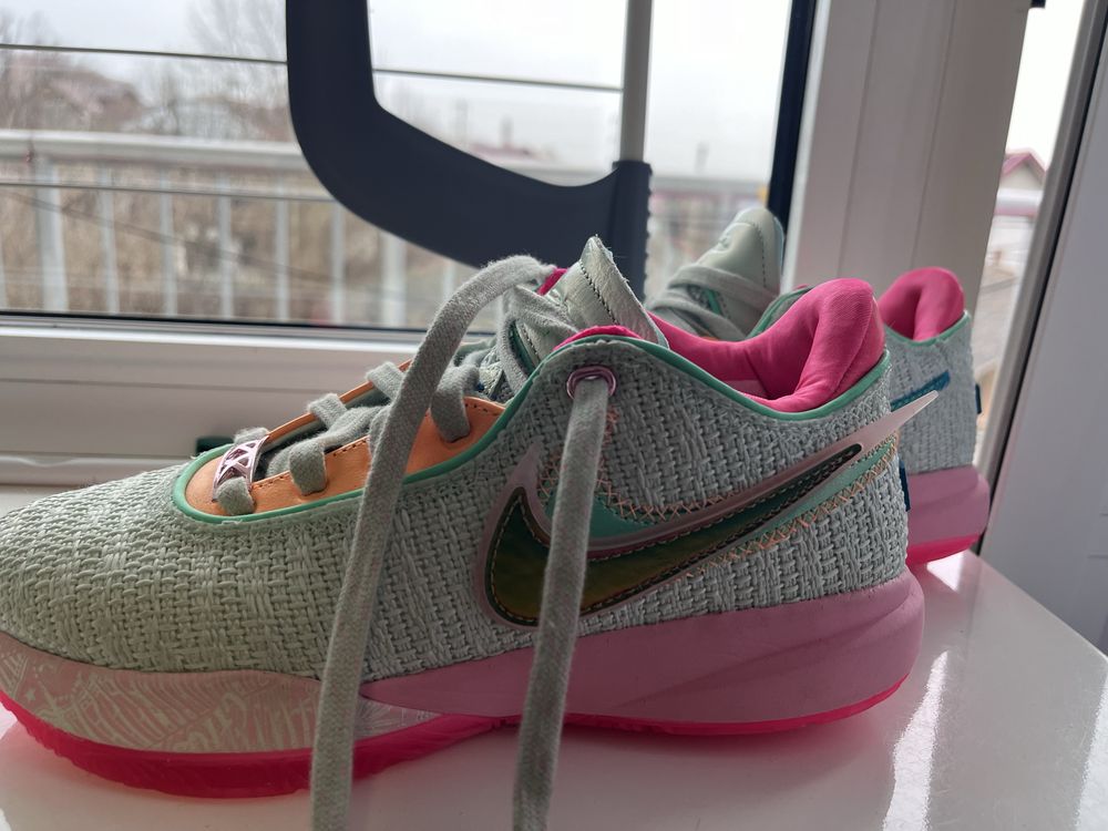 кросівки nike lebron XX