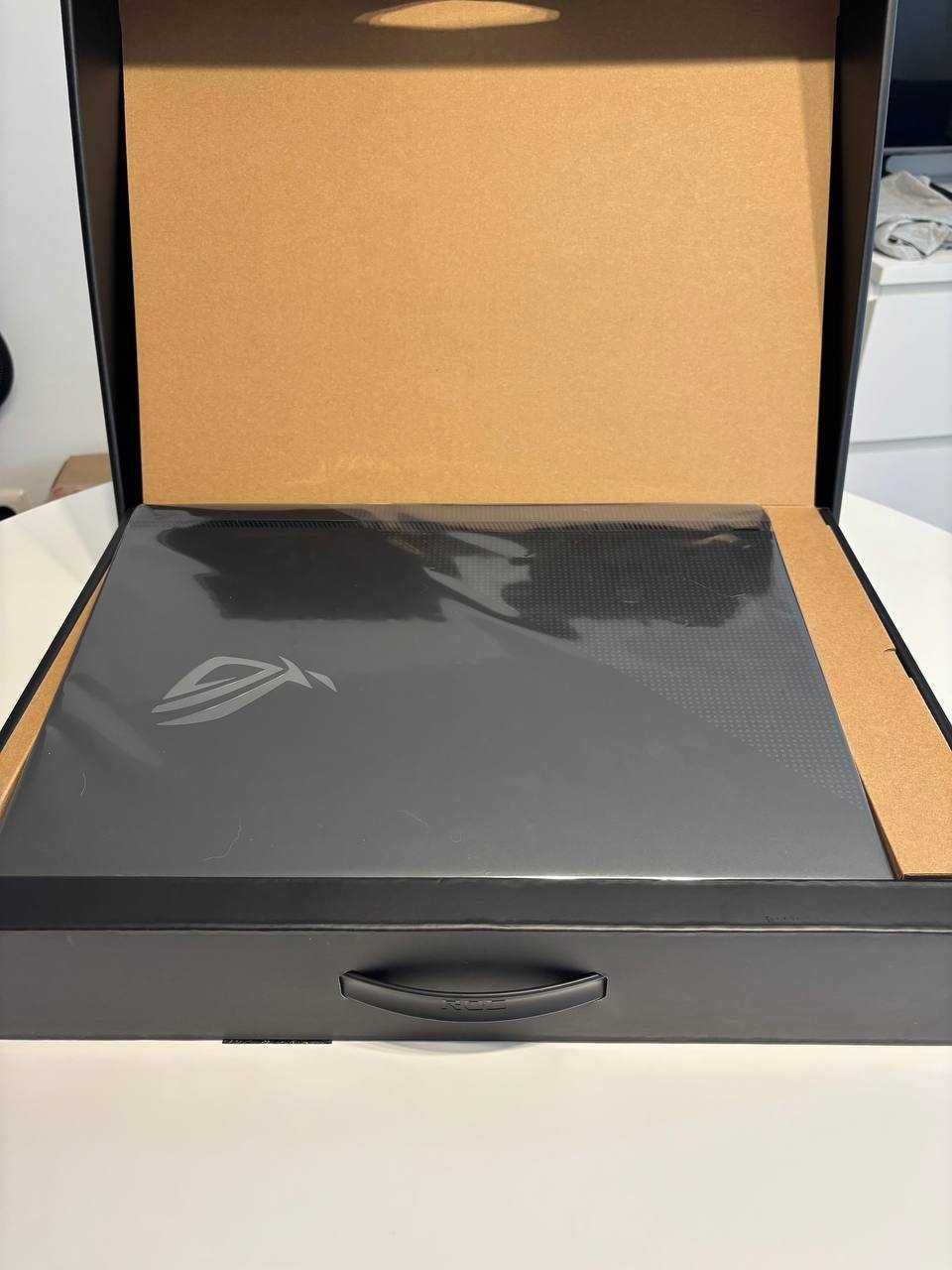 ASUS ROG Strix G17 / R7-4800H / RTX 3060 /16 GB / 1 TB + 512 GB