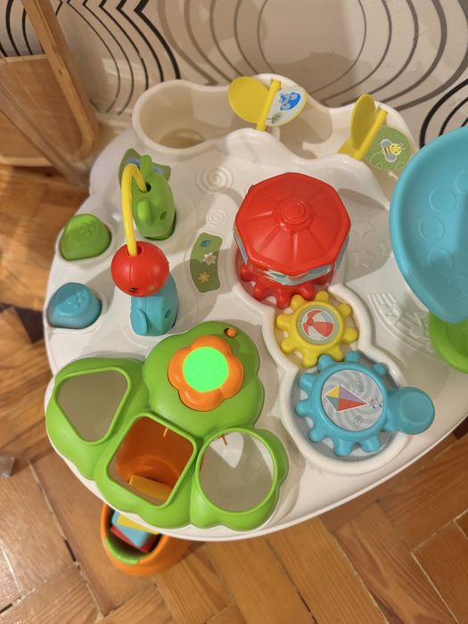 Brinquedo Mesa com atividades crianças Montessori