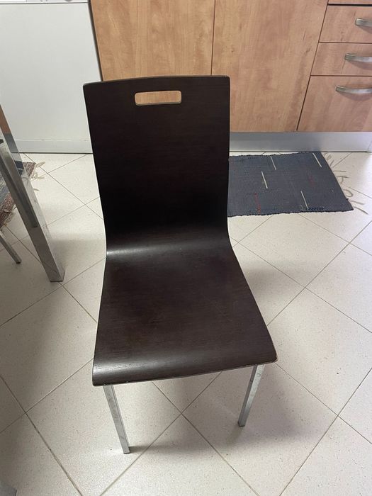 Mesa de cozinha e 6 cadeiras
