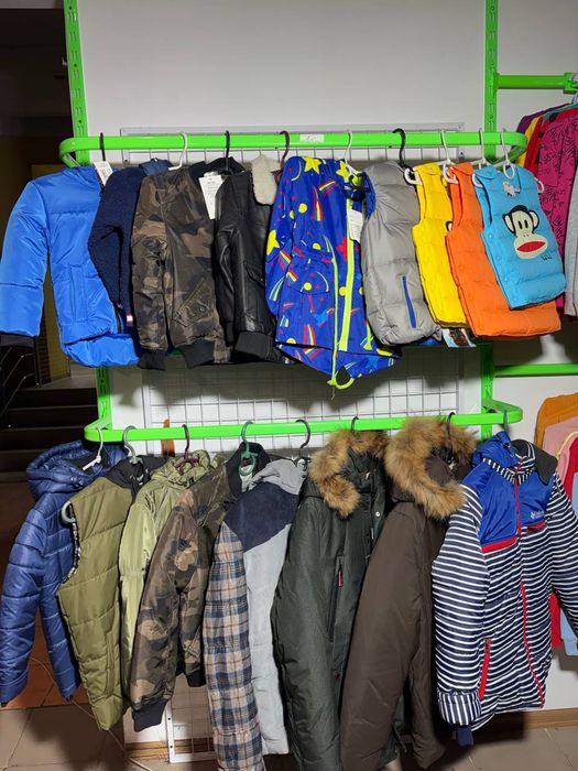 Дитячий Підлітковий одяг ОПТ Куртки Худі Джинси Штани взуття терміново