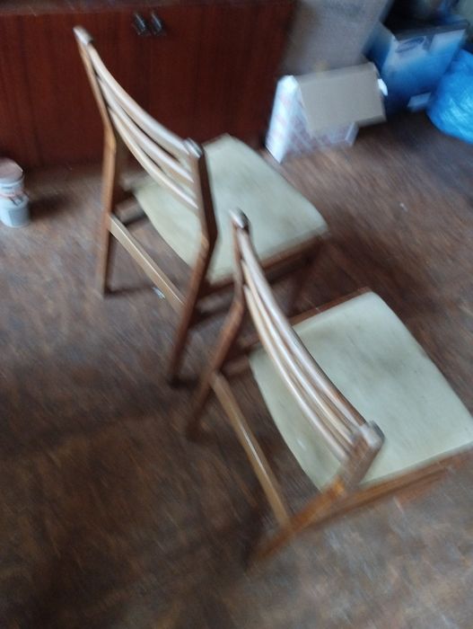 Продам качественные стулья