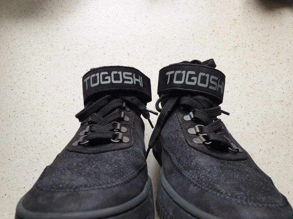 Super buty dla nastolatka Togoshi rozmiar 40 stan bdb