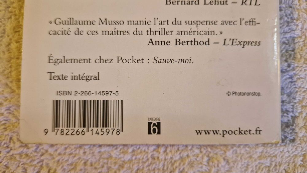 Livro "Sauve-Moi", de Guillaume Musso